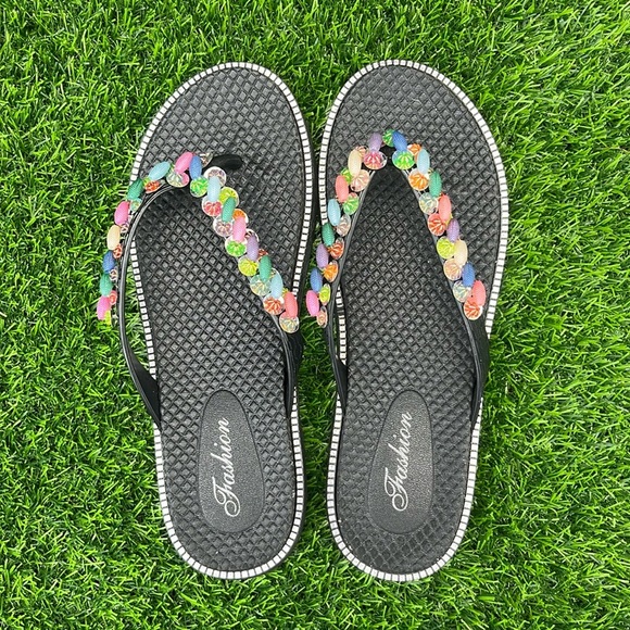 Black Beaded Flip Flops size 9.5 - Picture 2 of 9